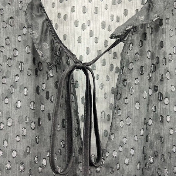 Secular Black Metallic Sheer Ruffle Tie Neck Blouse Size Small Button Cuffs USA - Picture 4 of 7